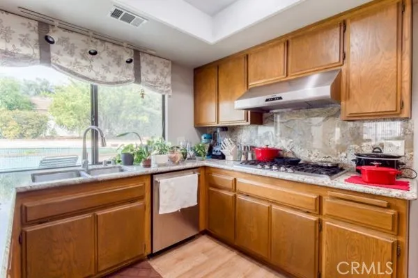 5671 Via Ceresa, Yorba Linda, California 92886 home-pic-16