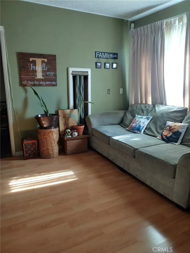 290 S Burton, San Gabriel, California 91776 home-pic-2