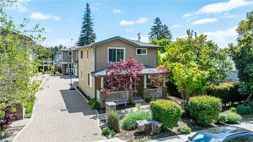 871 Islay, San Luis Obispo, California 93401