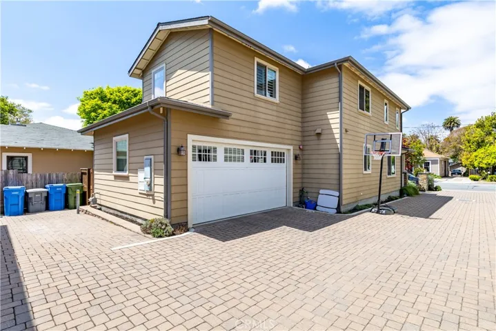 871 Islay, San Luis Obispo, California 93401