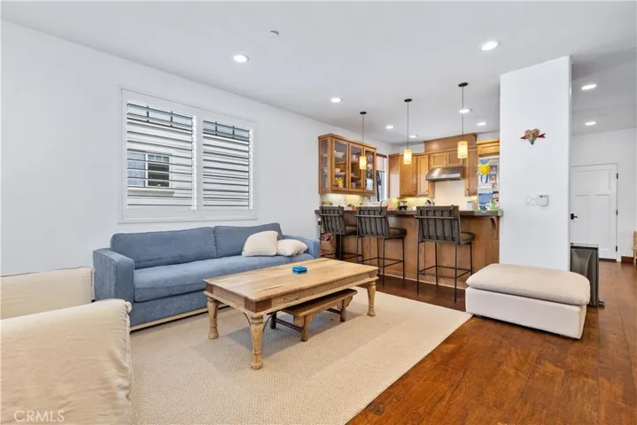 871 Islay, San Luis Obispo, California 93401