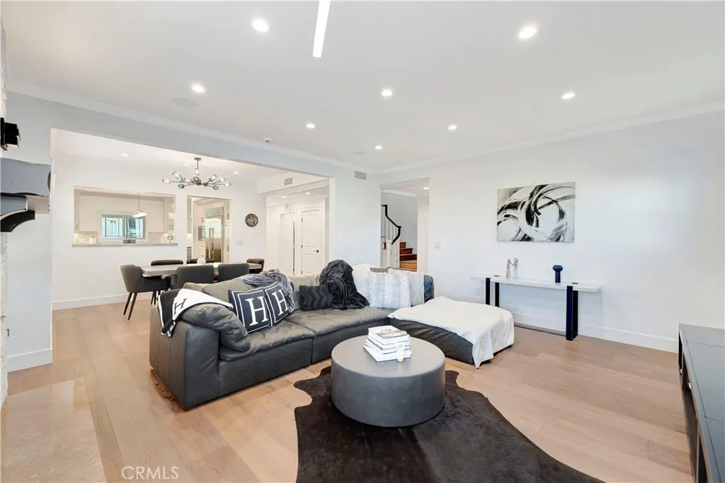 743 W 27th, San Pedro, California 90731 home-pic-3