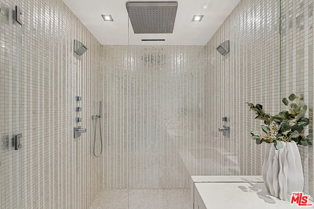 9255 Doheny Road 2006, West Hollywood, California 90069 home-pic-29