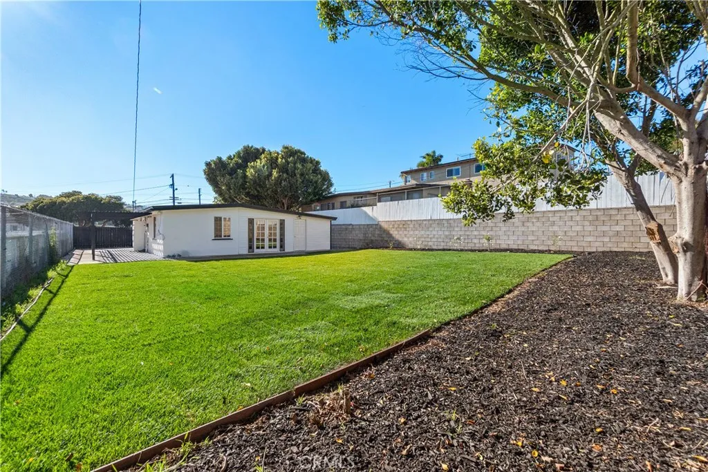 5267 Doris, Torrance, California 90505 home-pic-40