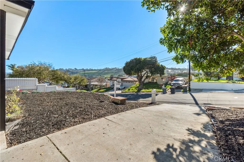 5267 Doris, Torrance, California 90505 home-pic-7
