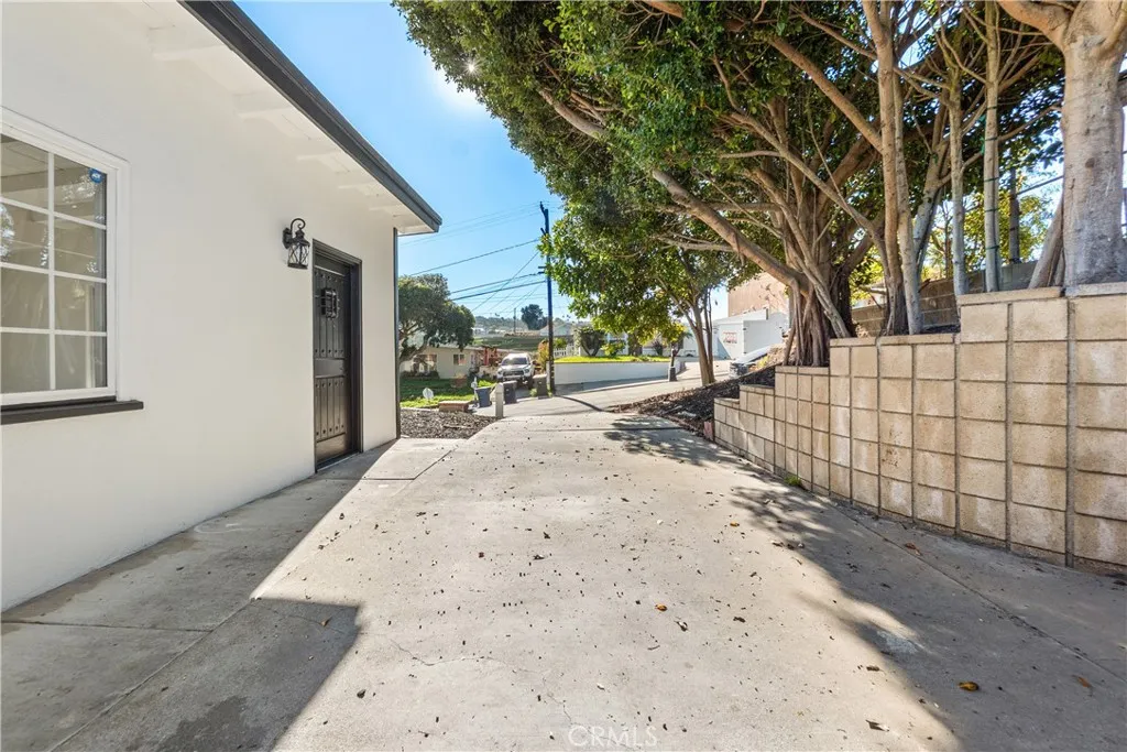 5267 Doris, Torrance, California 90505 home-pic-47