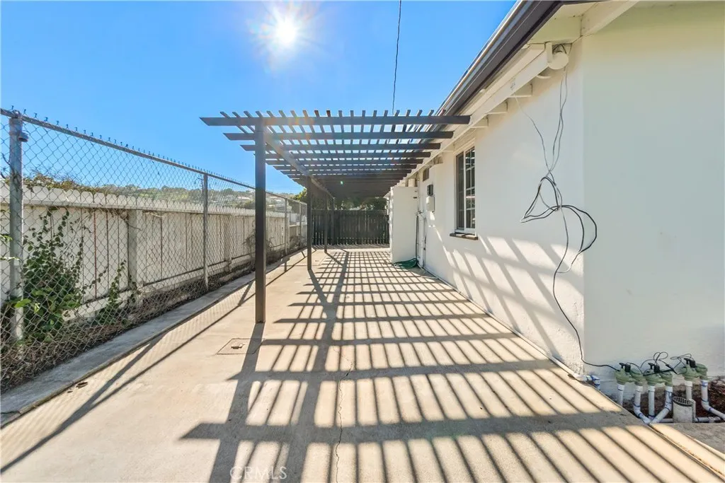 5267 Doris, Torrance, California 90505 home-pic-37