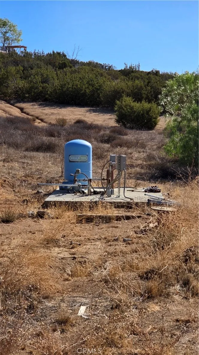 34880 Juniper Valley Road, Agua Dulce, California 91390 home-pic-11