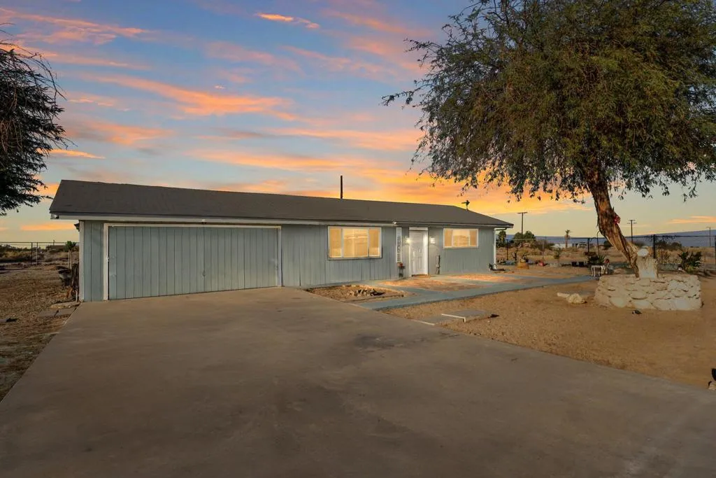 2497 Shore Isle Avenue, Thermal, California 92274 home-pic-0