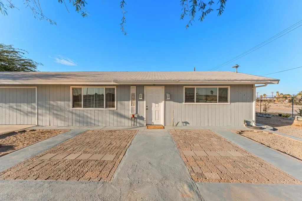 2497 Shore Isle Avenue, Thermal, California 92274 home-pic-7