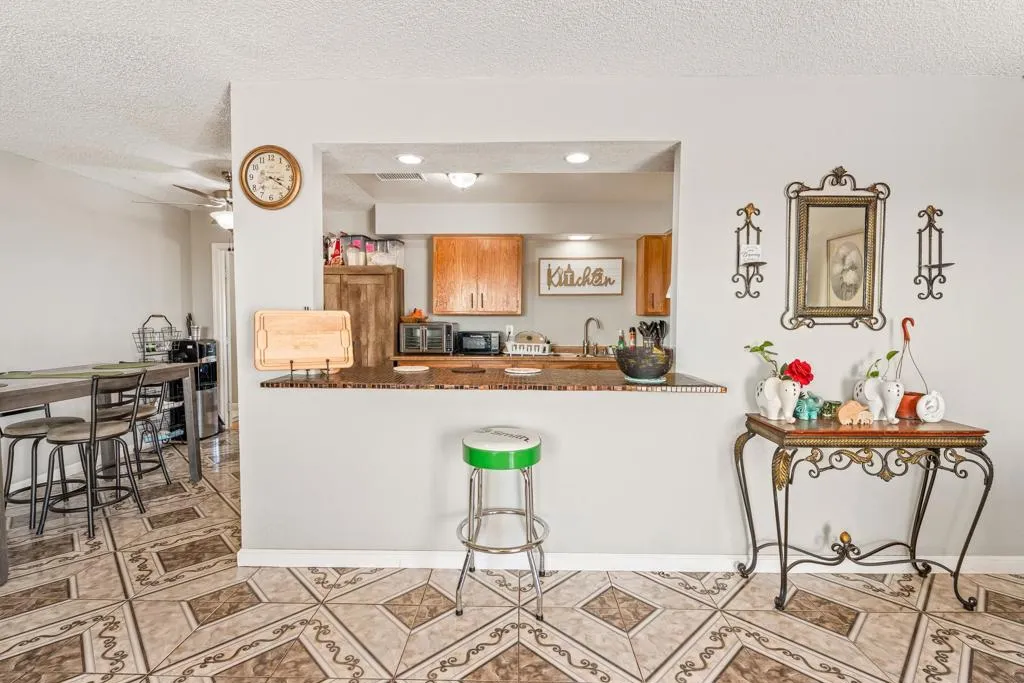 2497 Shore Isle Avenue, Thermal, California 92274 home-pic-17