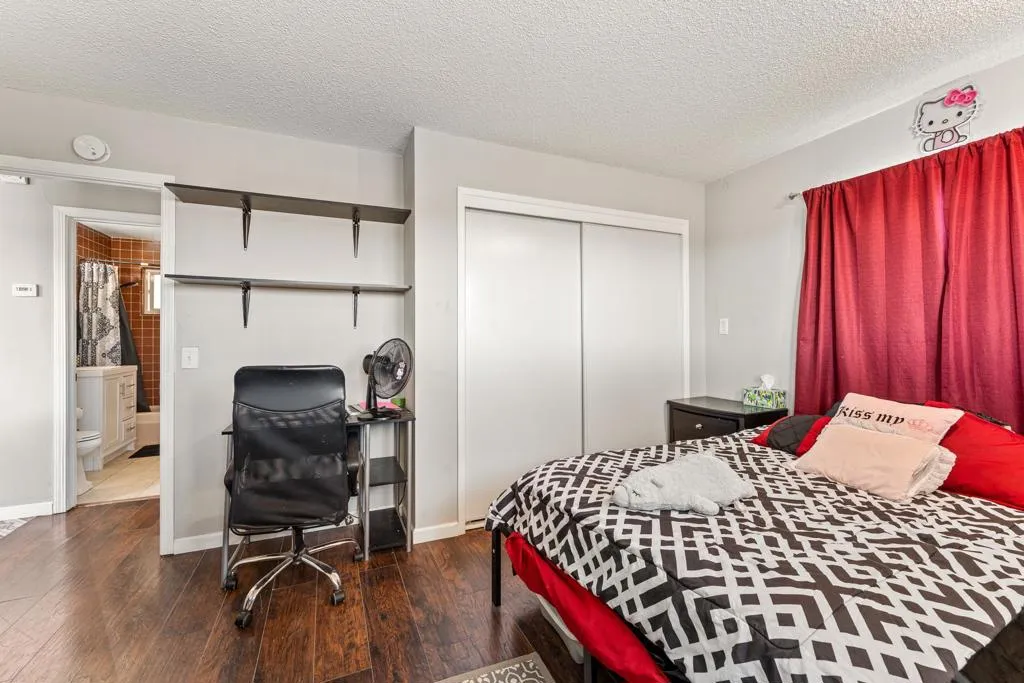 2497 Shore Isle Avenue, Thermal, California 92274 home-pic-32