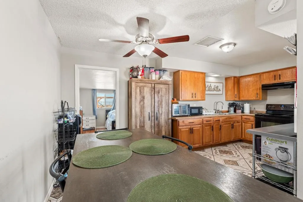 2497 Shore Isle Avenue, Thermal, California 92274 home-pic-20