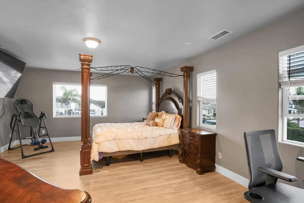 1116 Second Avenue, Chula Vista, California 91911 home-pic-21