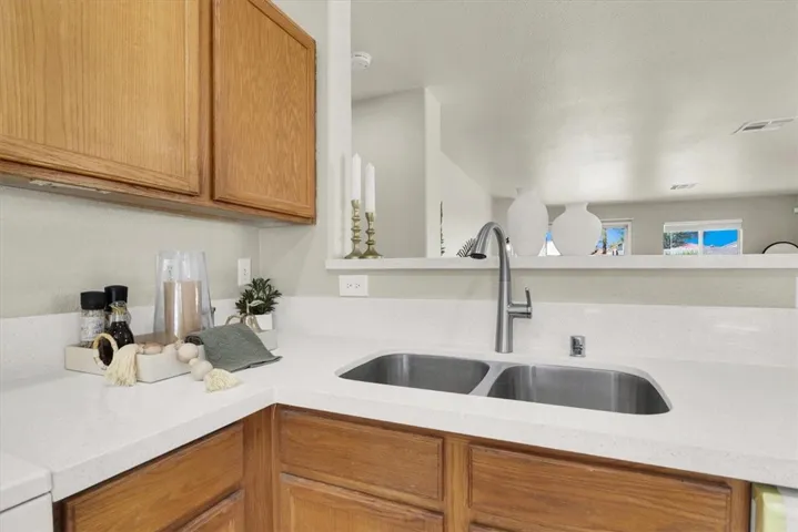 1065 Blue Sands Court, Henderson, California 89011