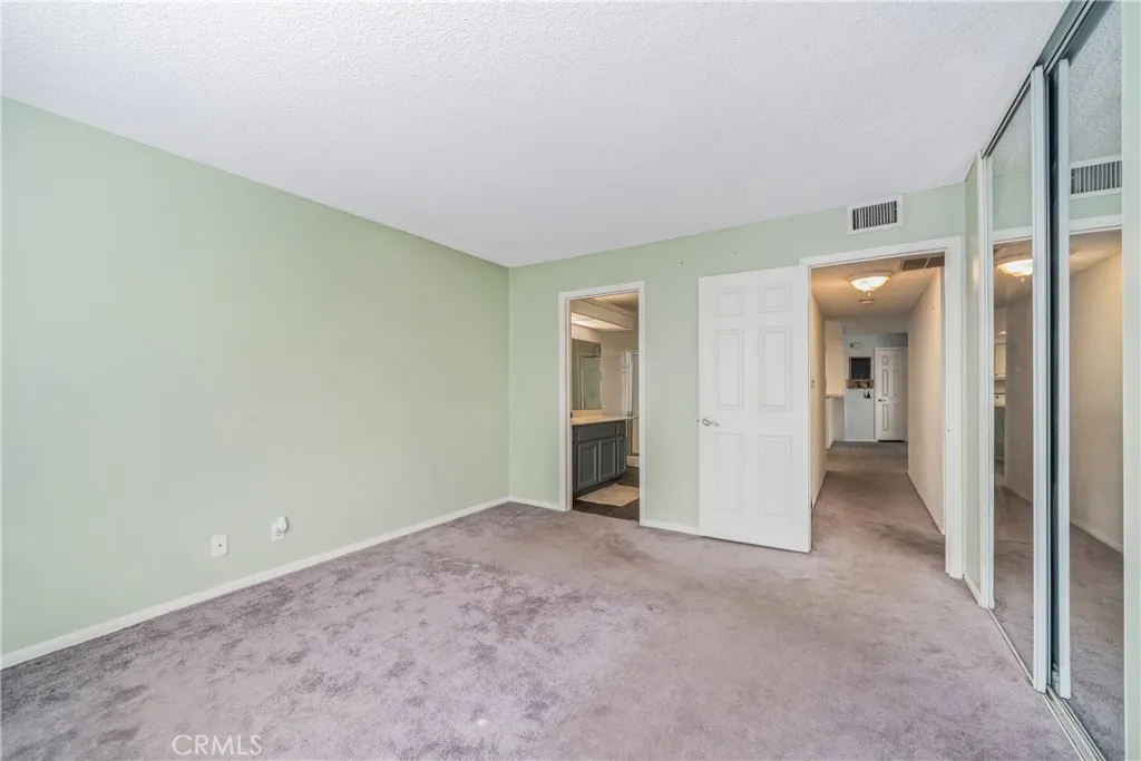 49 Town And Country Road, Pomona, California 91766 home-pic-48