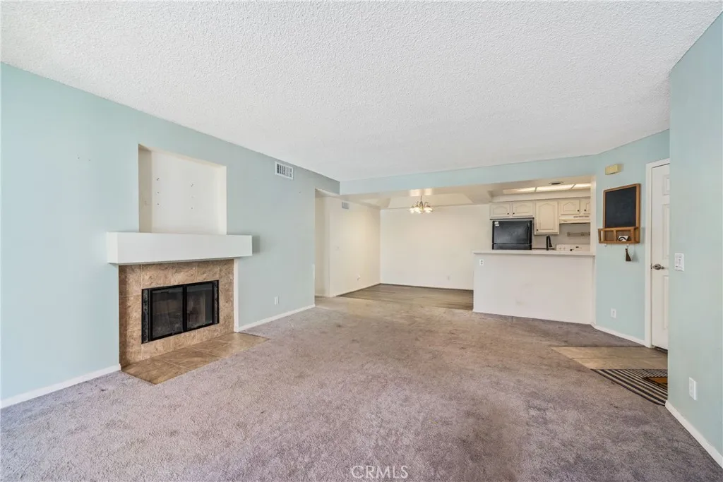 49 Town And Country Road, Pomona, California 91766 home-pic-39