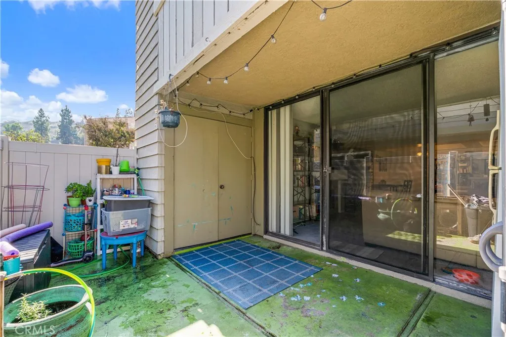 49 Town And Country Road, Pomona, California 91766 home-pic-24