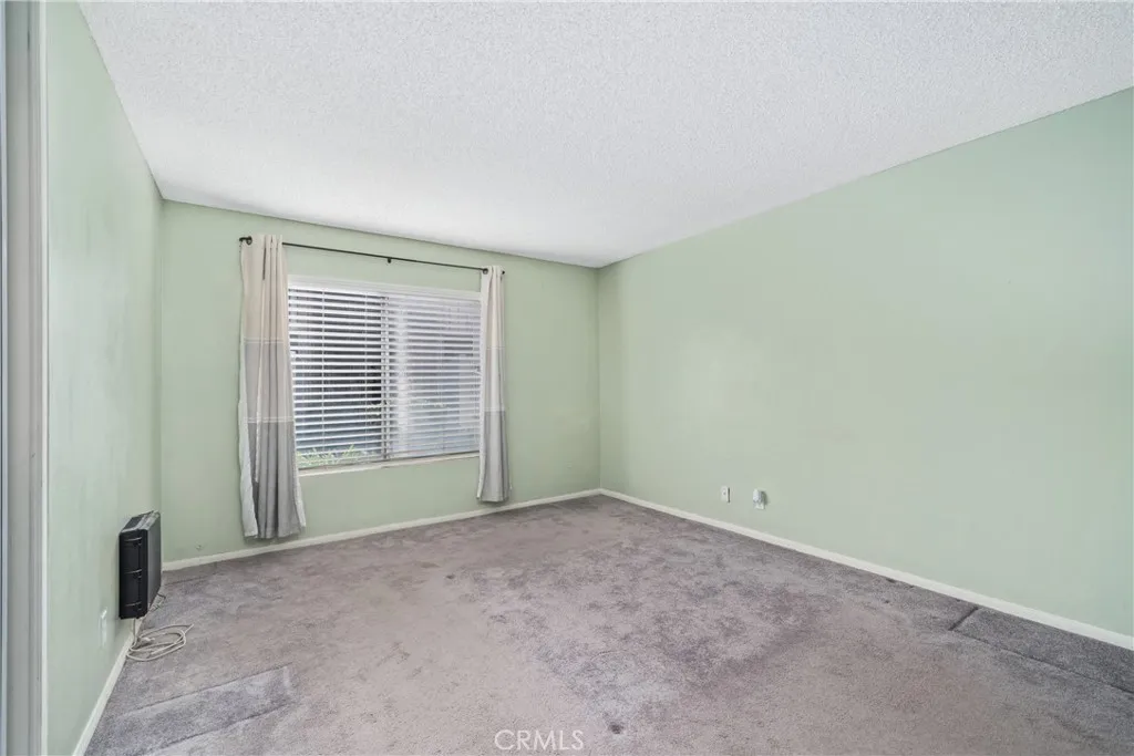 49 Town And Country Road, Pomona, California 91766 home-pic-47