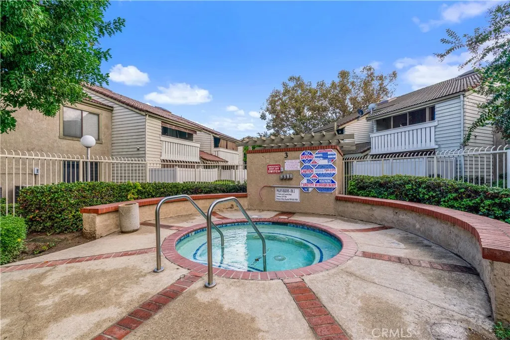 49 Town And Country Road, Pomona, California 91766 home-pic-31