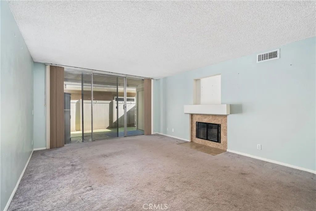 49 Town And Country Road, Pomona, California 91766 home-pic-37