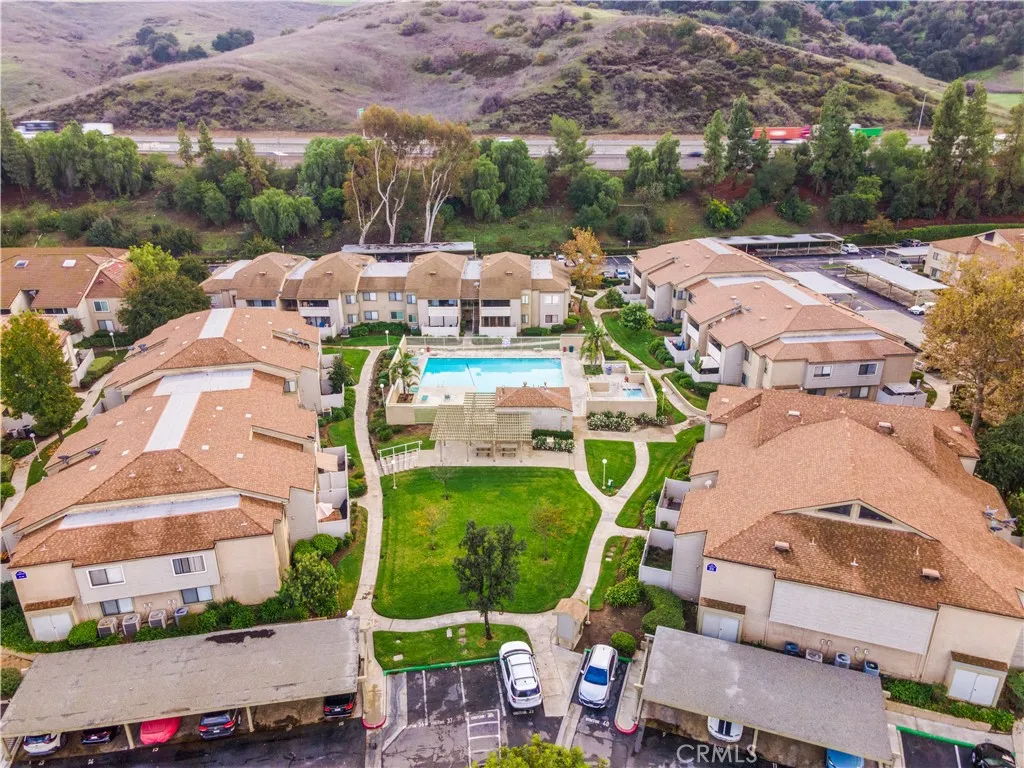 49 Town And Country Road, Pomona, California 91766 home-pic-34