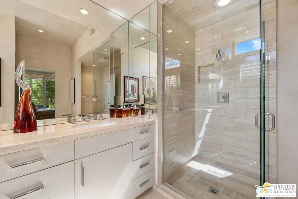 46920 Amir Drive, Palm Desert, California 92260 home-pic-36