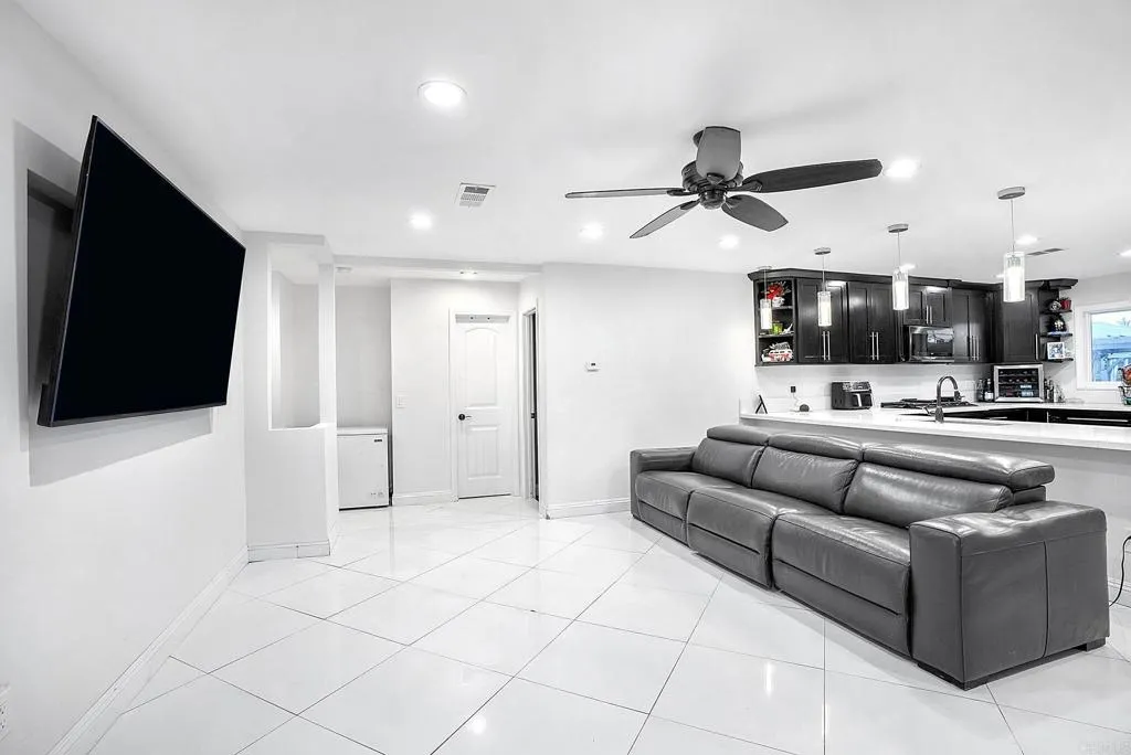 1116 Second Avenue, Chula Vista, California 91911 home-pic-8