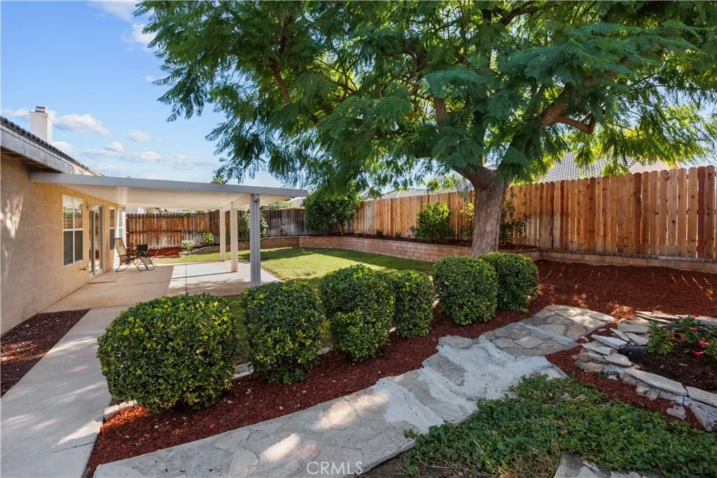 924 Riverview, Redlands, California 92374 home-pic-43