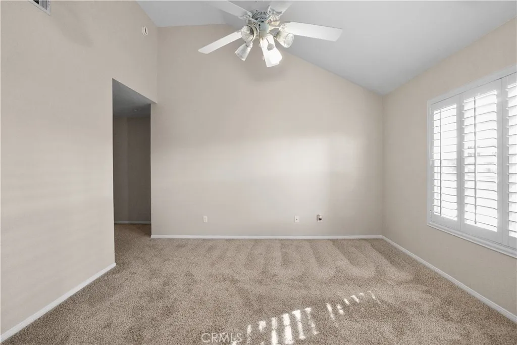 924 Riverview, Redlands, California 92374 home-pic-28