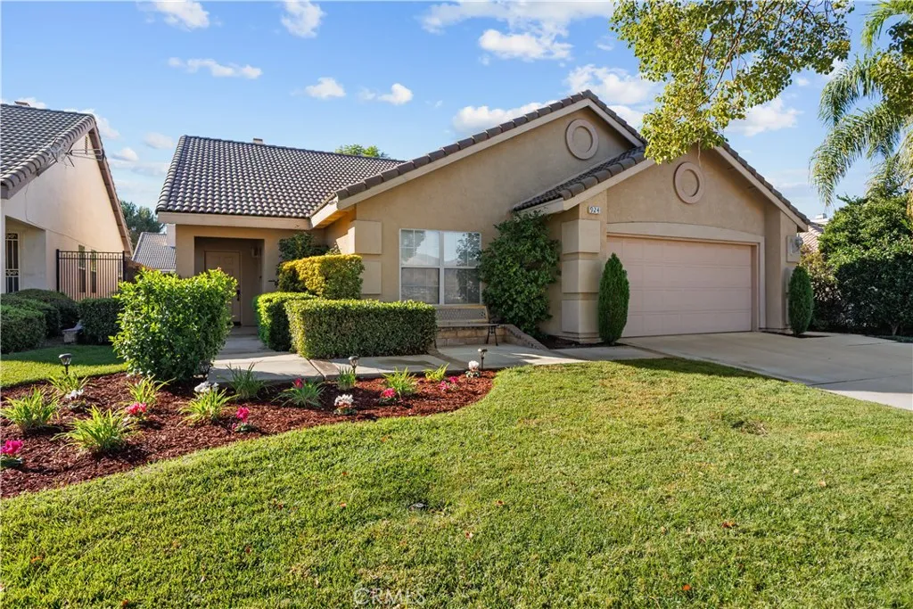 924 Riverview, Redlands, California 92374 home-pic-4