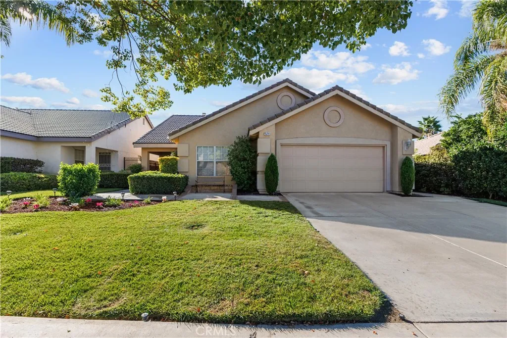 924 Riverview, Redlands, California 92374 home-pic-1