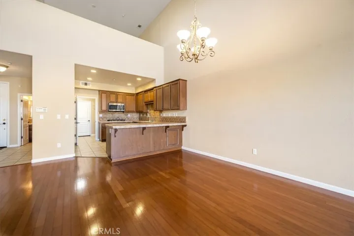 1735 Bilbao, Santa Maria, California 93454