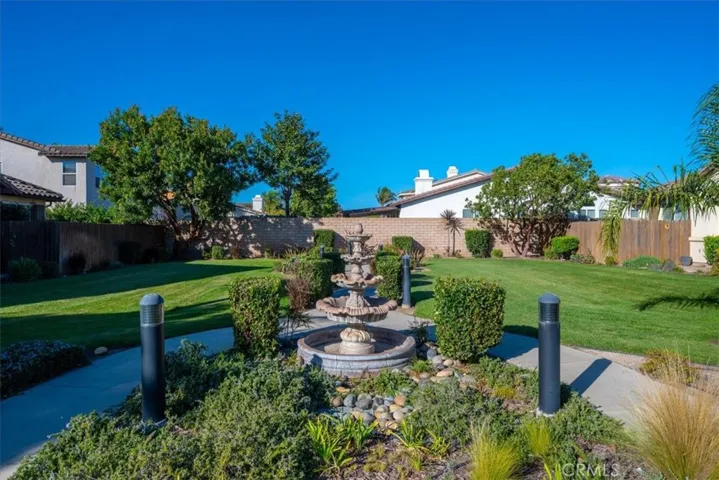 1735 Bilbao, Santa Maria, California 93454