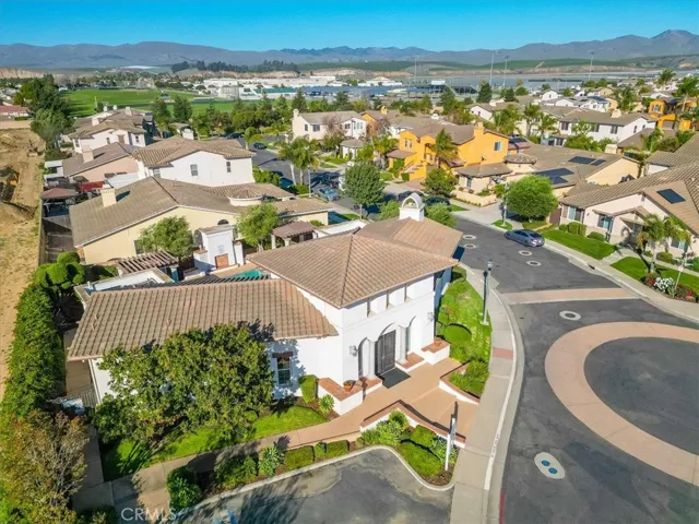 1735 Bilbao, Santa Maria, California 93454