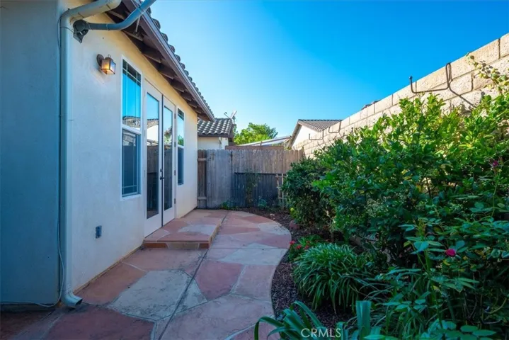 1735 Bilbao, Santa Maria, California 93454