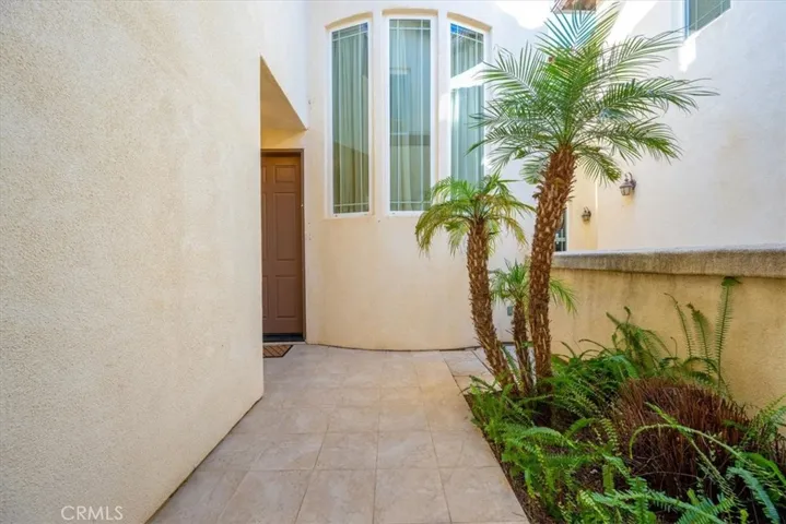 1735 Bilbao, Santa Maria, California 93454