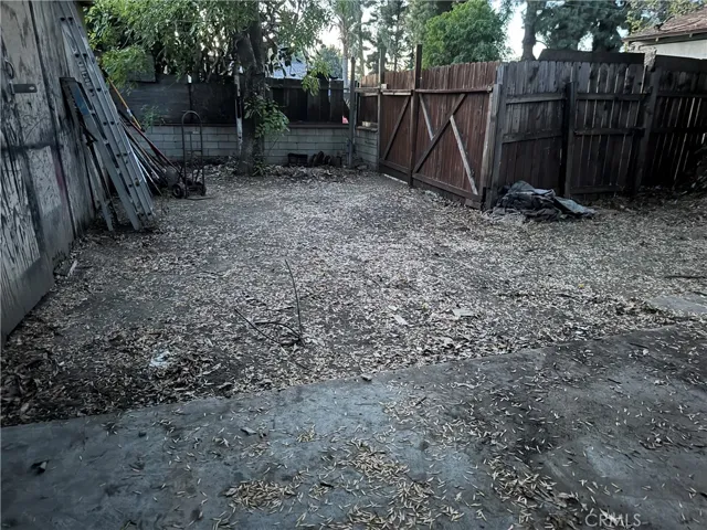 15454 Archwood Street, Van Nuys, California 91406