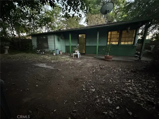 15454 Archwood Street, Van Nuys, California 91406