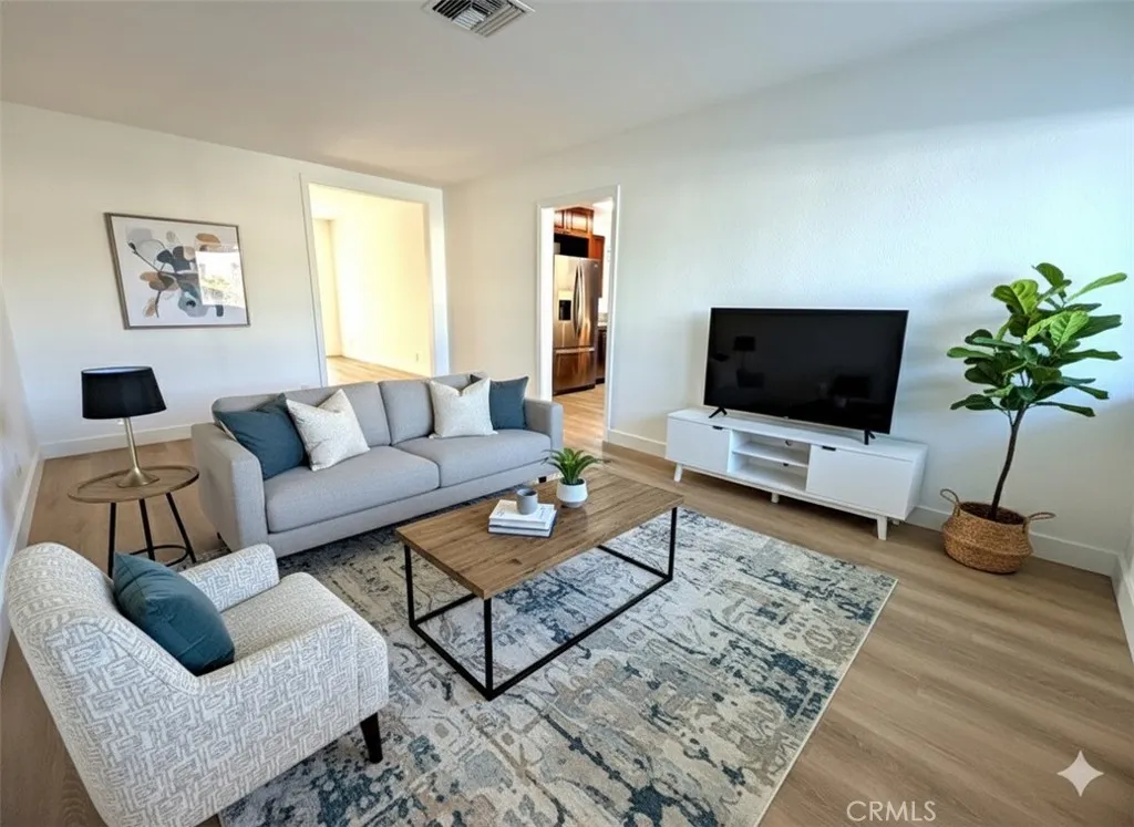 11813 Alclad Avenue, Whittier, California 90605 home-pic-3