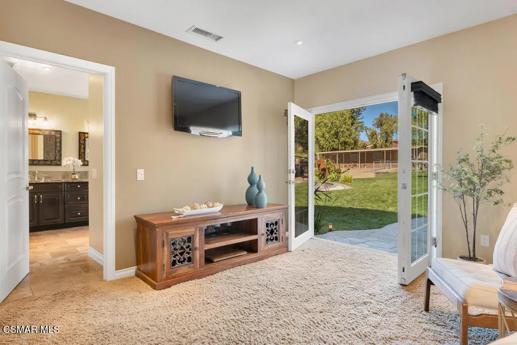 110 Starstone Court, Simi Valley, California 93065 home-pic-34