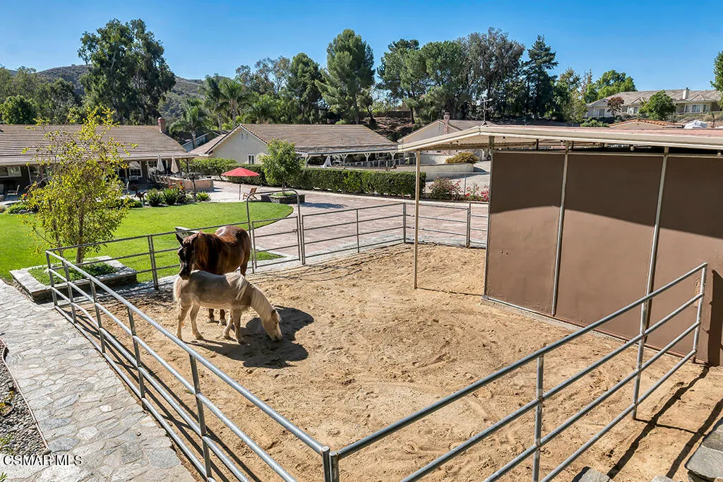 110 Starstone Court, Simi Valley, California 93065 home-pic-69