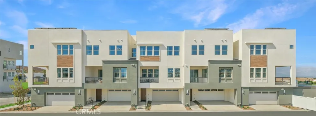 Photos shown are of model only- not actual homesite.