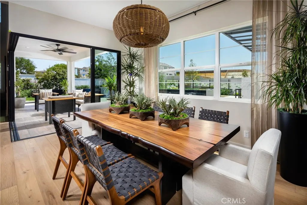 27538 Juniper Lane, Valencia, California 91381 home-pic-7