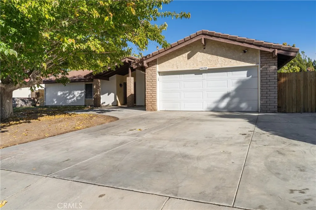 44170 Halcom, Lancaster, California 93536 home-pic-26