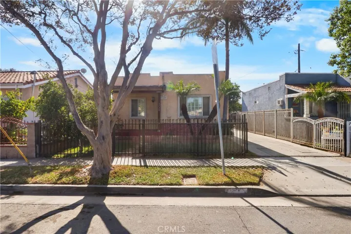 3720 Ardmore, South Gate, California 90280