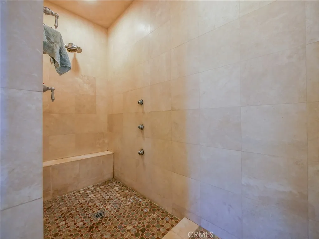 22407 Leisure, Corona, California 92883 home-pic-16