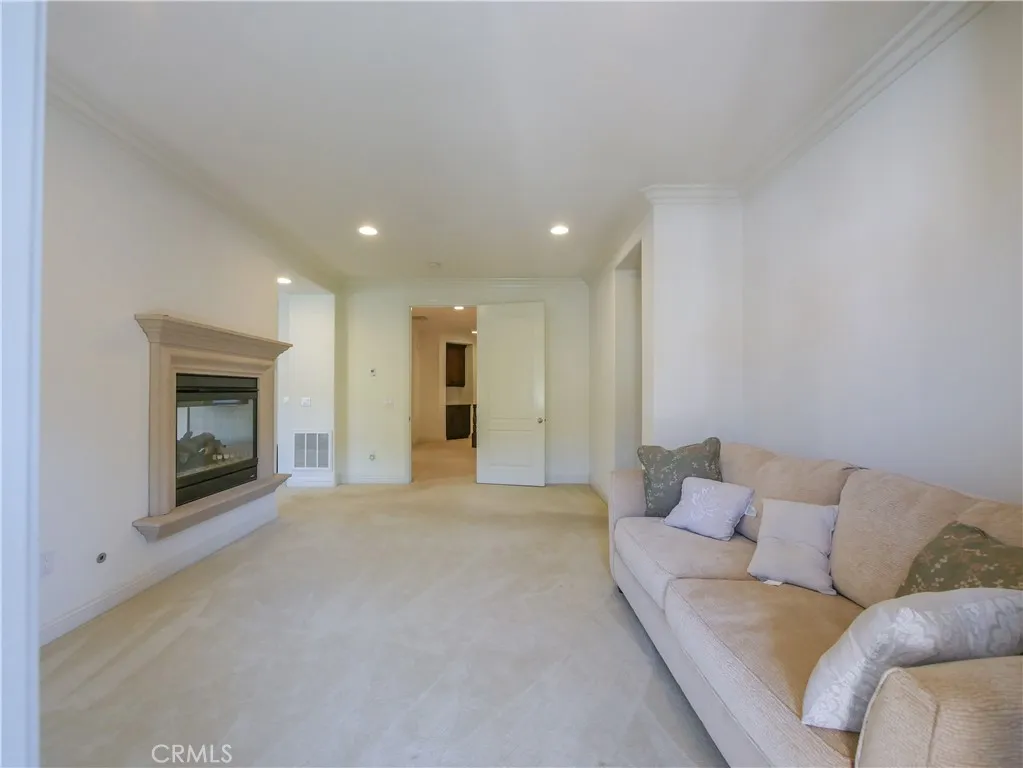 22407 Leisure, Corona, California 92883 home-pic-25