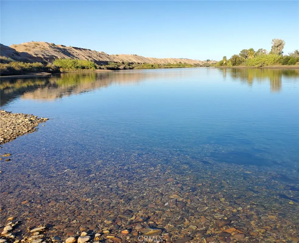 150752 Capistrano, Big River, California 92242 home-pic-35