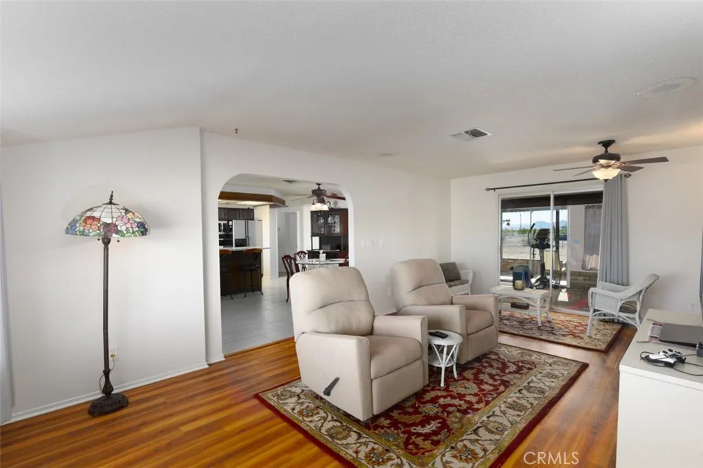 150752 Capistrano, Big River, California 92242 home-pic-10
